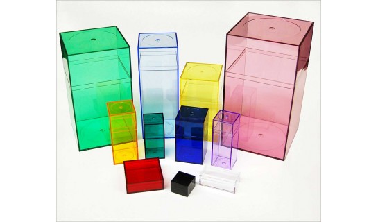 https://www.tapplastics.com/image/cache/catalog/products/Plastic_Box_Colored-xl-545x320.jpg