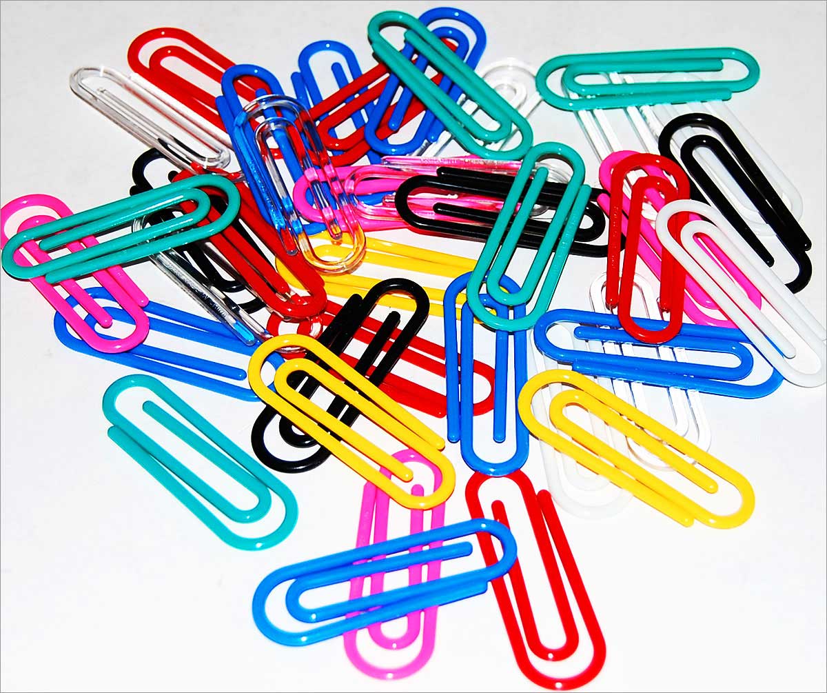 Jr. Jumbo Clip Plastic Paper Clips